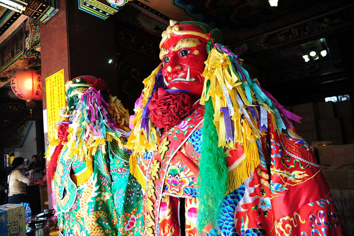 Qianliyan paired with Shunfeng'er at Singang Fongtien Temple, Taiwan; the two generals always attend Mazu together.