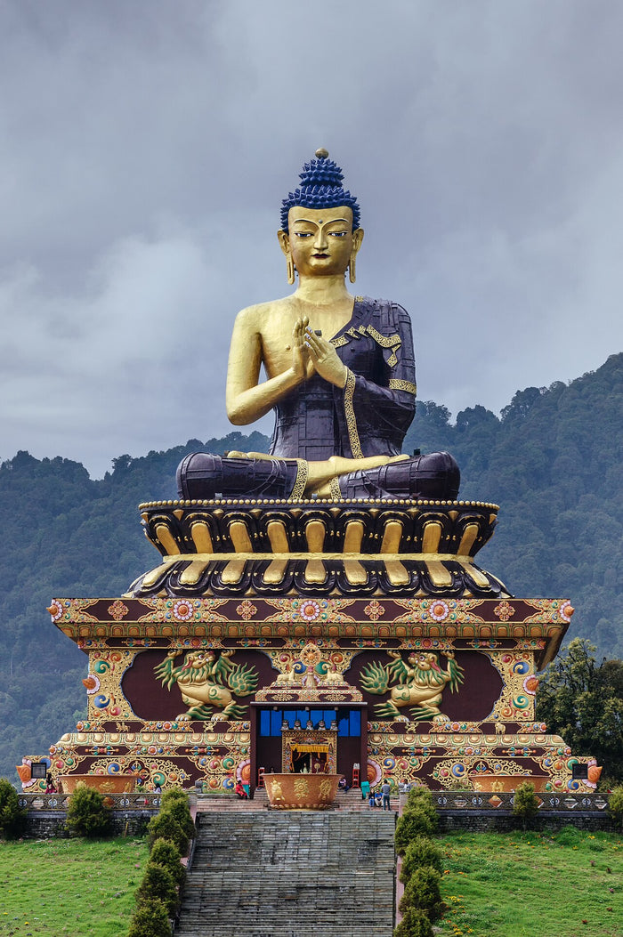 Giant seated Buddha statue at Ravangla Buddha Park, Sikkim, a modern Himalayan site devoted to Shakyamuni.