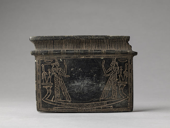 Pectoral imitating a shrine façade, engraved with Isis and Nephthys in a boat, her sister-goddess and companion.