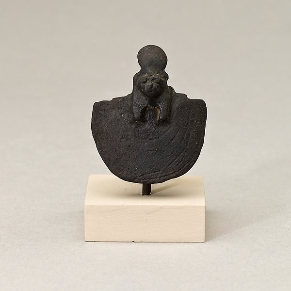 Aegis of Bastet: a lion-headed, sun-disk-crowned head on a broad collar, Egypt, 664–30 BCE.