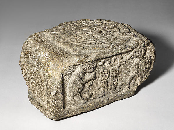 Nahua altar (1450–1521) carved with a sun disk and eagle, tied to Huitzilopochtli's solar warrior symbolism.
